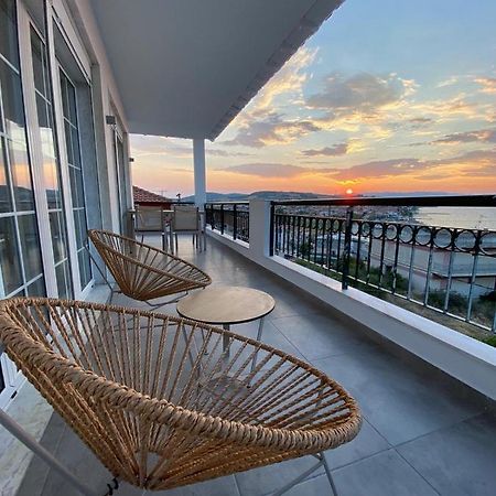 Villa Eleni Greece - Wonderful Sea View Studios Nea Roda Ngoại thất bức ảnh