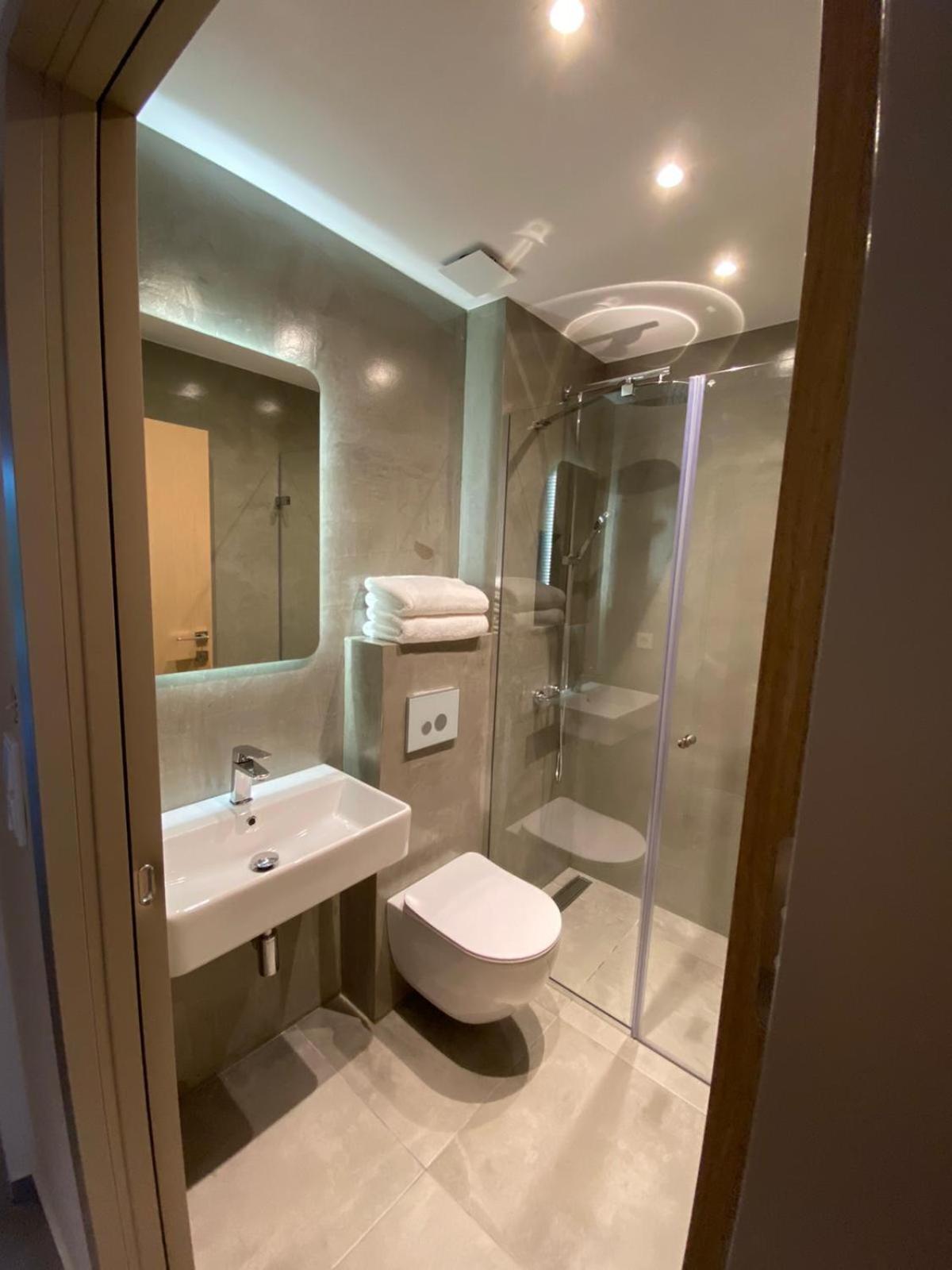 Villa Eleni Greece - Wonderful Sea View Studios Nea Roda Ngoại thất bức ảnh
